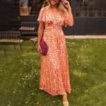 Alexa - Classic V-Neck Floral Print Dress